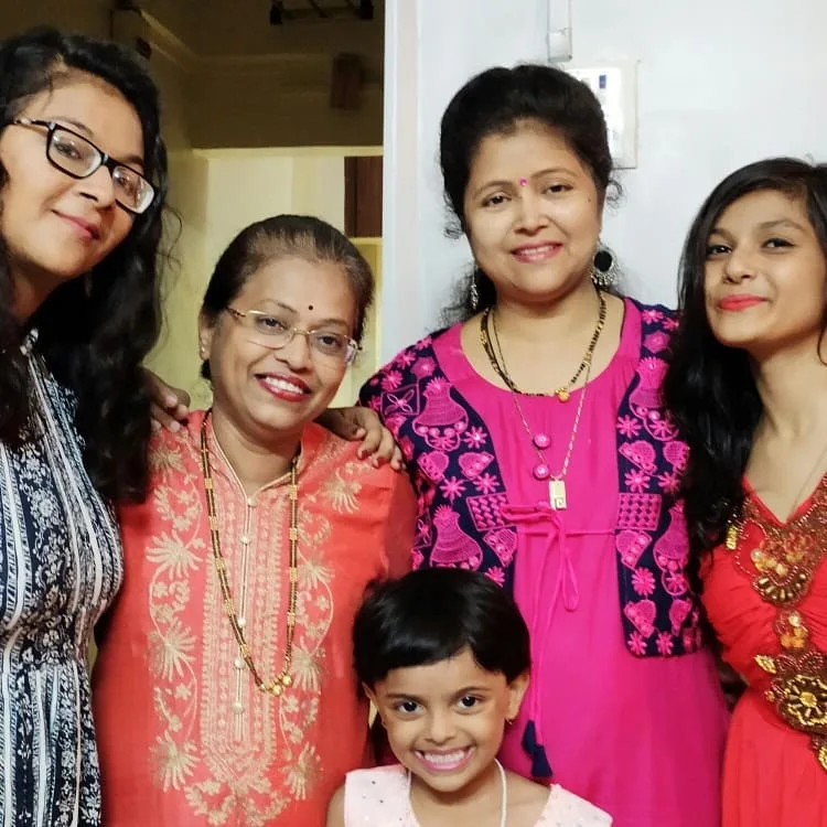 Ayesha pathan family